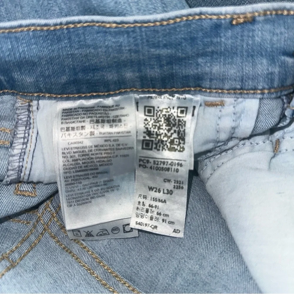 Levi's Women's Skinny Leg Jeans size 26 - Picture 7 of 8